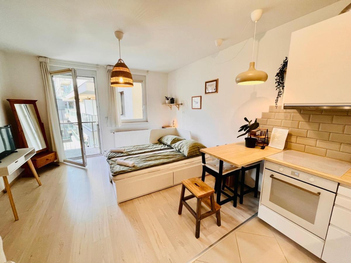 Marina Garden Apartment Budapest Bagian luar foto