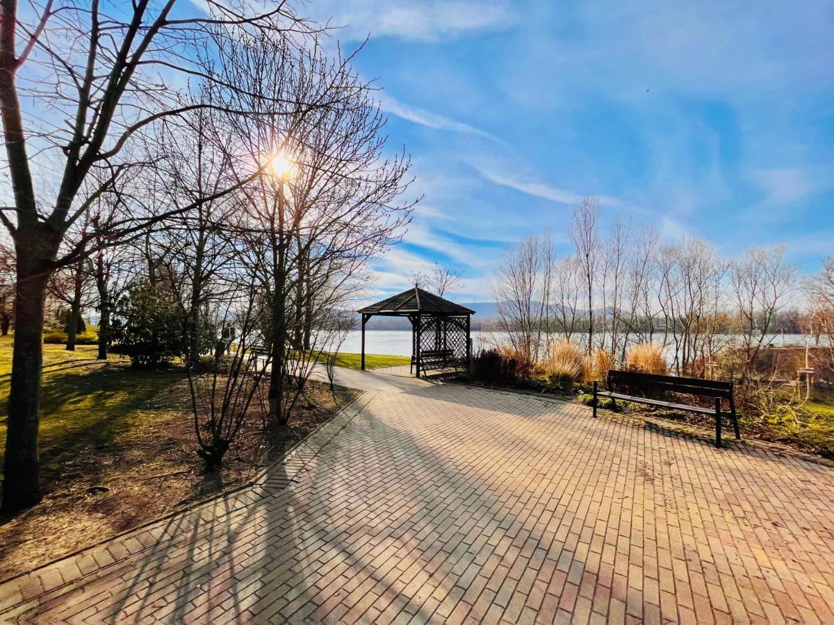 Marina Garden Apartment Budapest Bagian luar foto