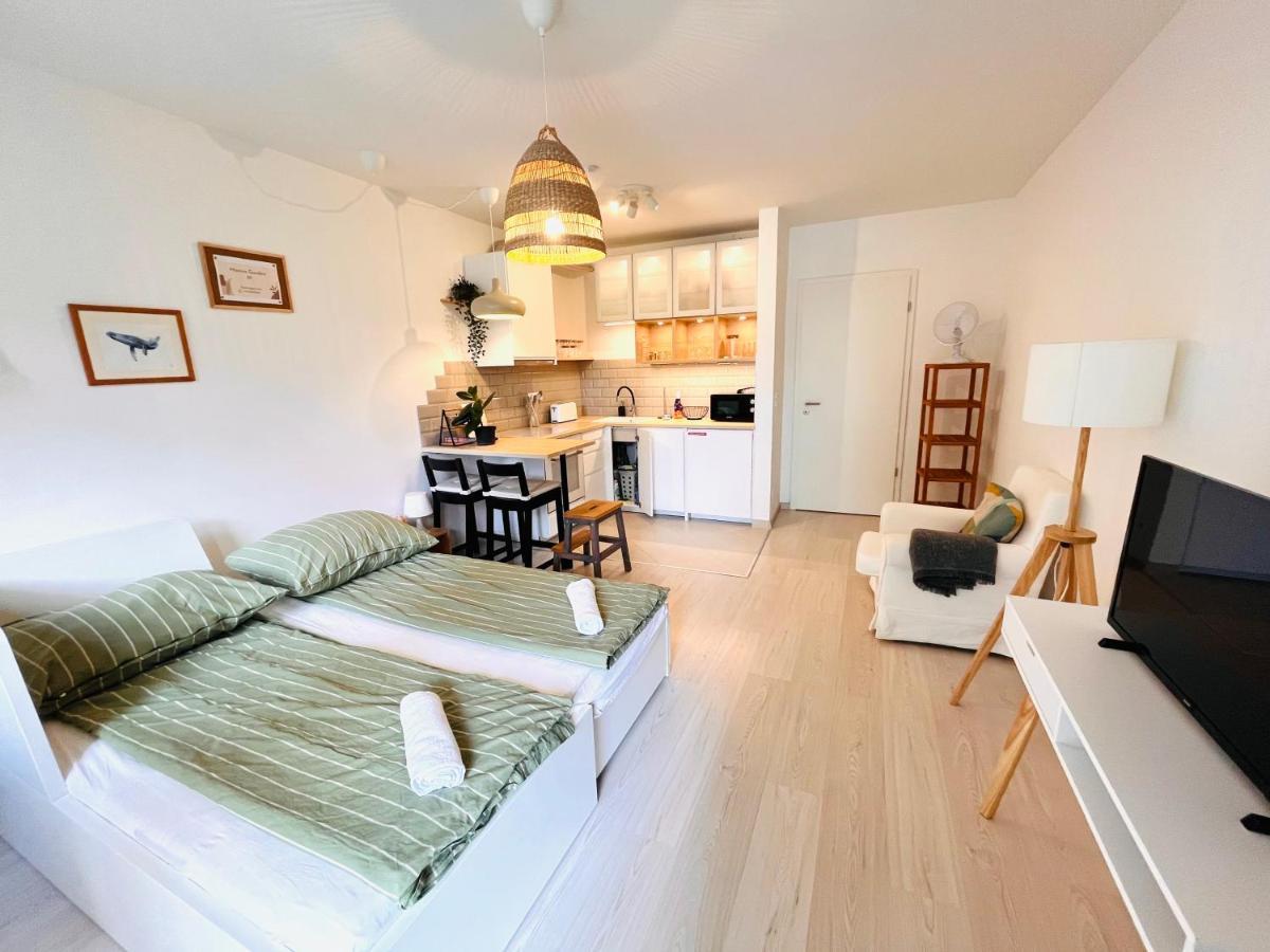 Marina Garden Apartment Budapest Bagian luar foto